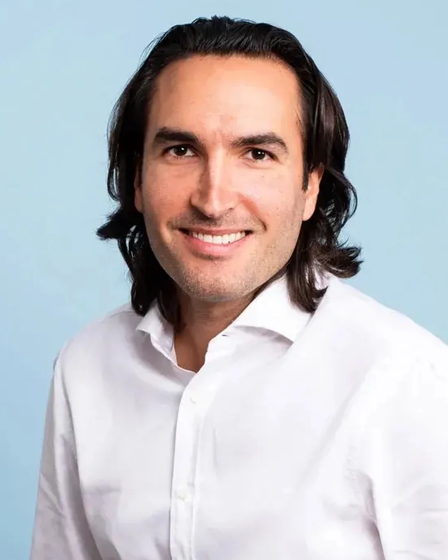 Yaniv Mesjed portrait